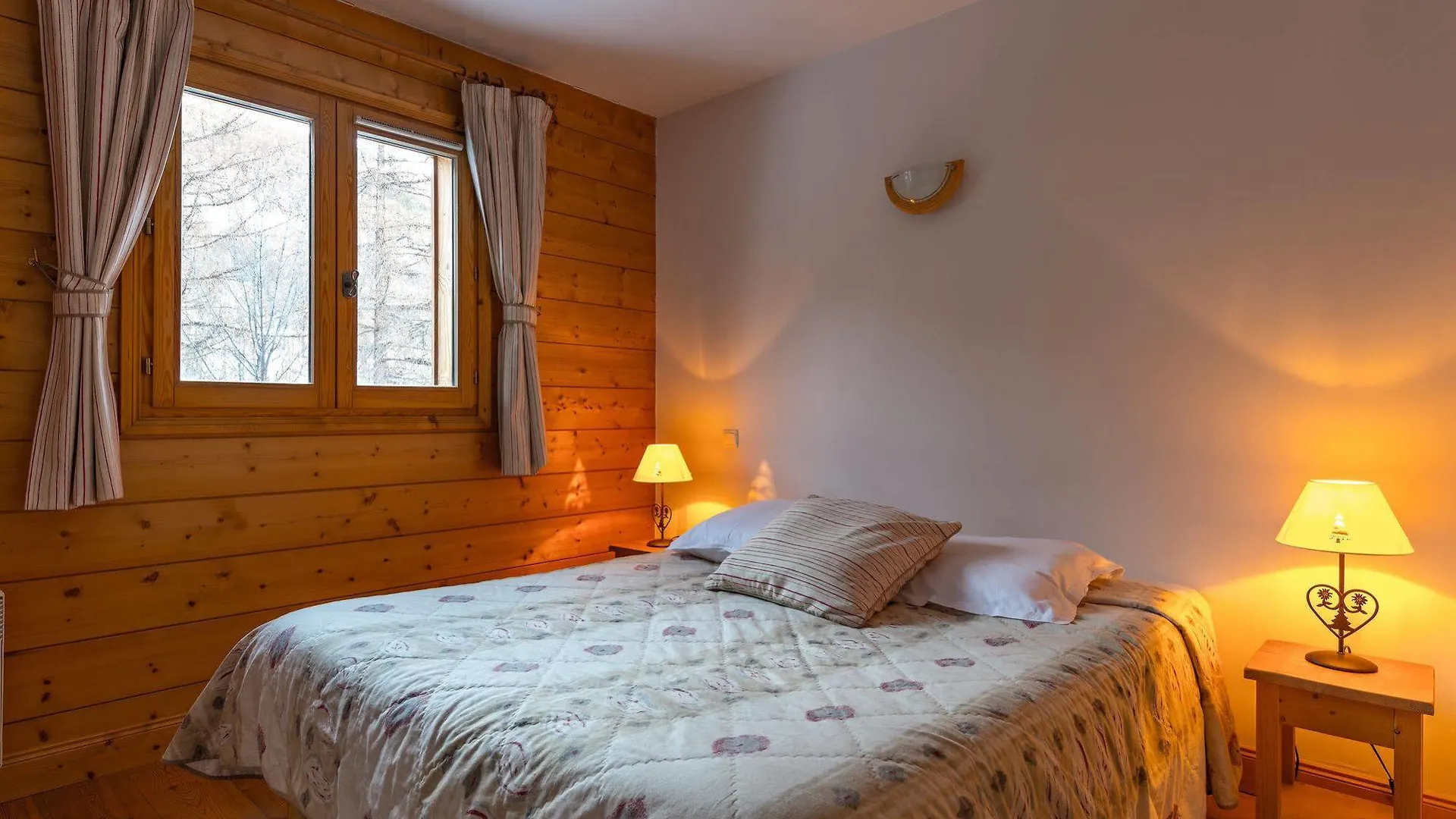 Lagrange Vacances Le Hameau Du Rocher Blanc Serre Chevalier