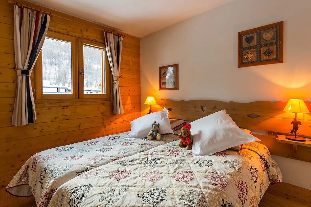Lagrange Vacances Le Hameau Du Rocher Blanc Serre Chevalier Aparthotel