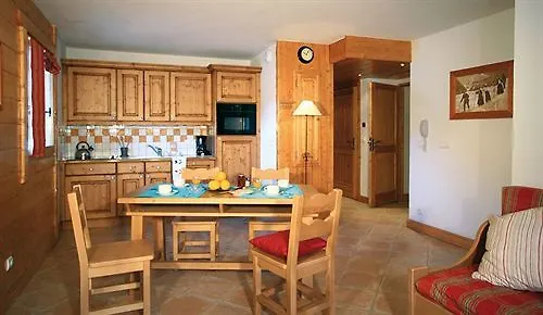 **** Aparthotel Lagrange Vacances Le Hameau Du Rocher Blanc Serre Chevalier France